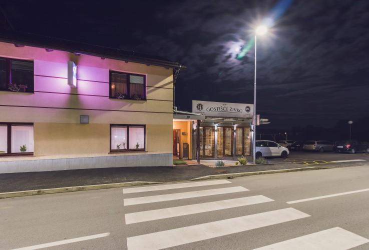 Guesthouse Zivko Dobrovce Екстер'єр фото