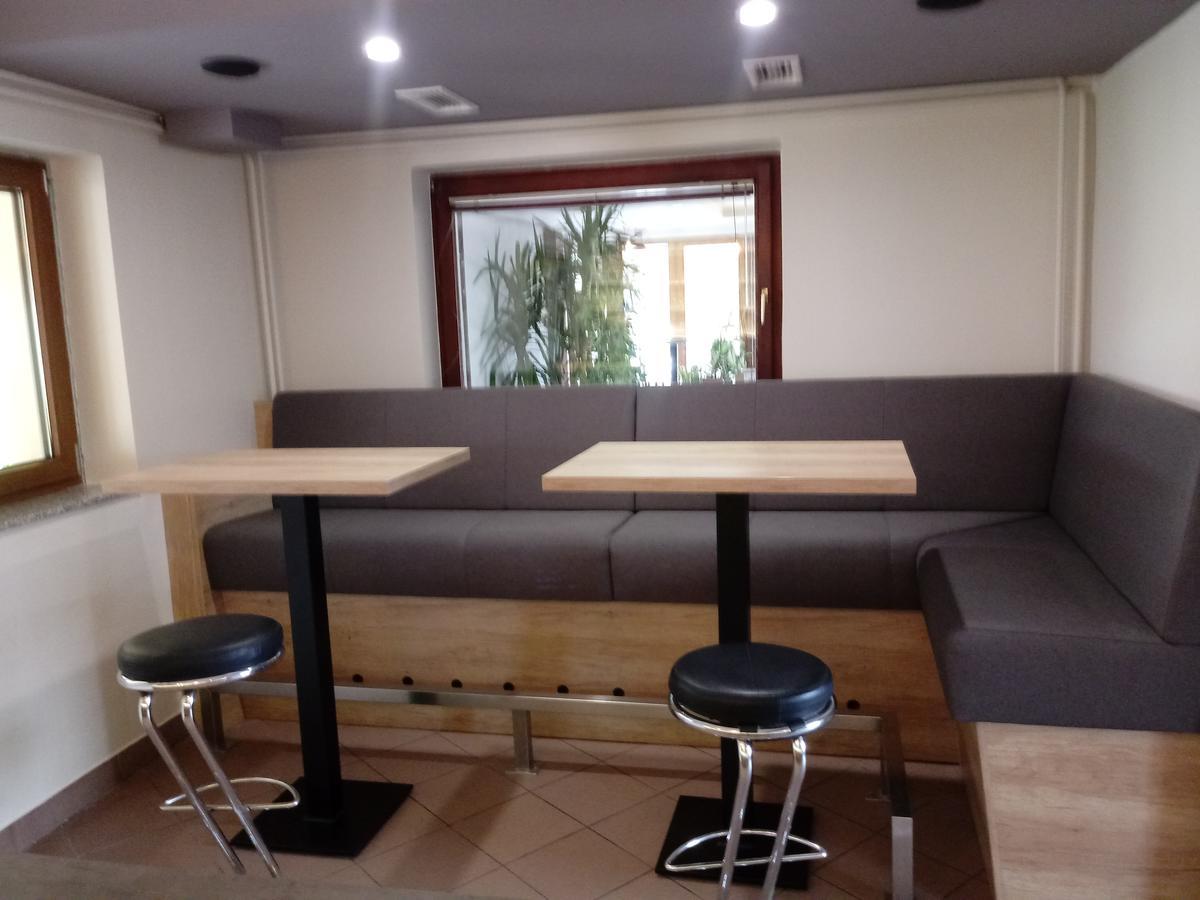 Guesthouse Zivko Dobrovce Екстер'єр фото
