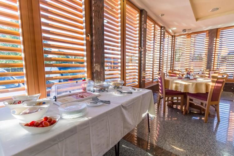 Guesthouse Zivko Dobrovce Екстер'єр фото